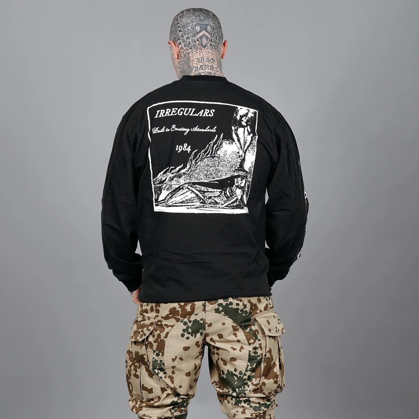 87FFACC4-3E78-4AE3-B311-388077441E72_1800x1800